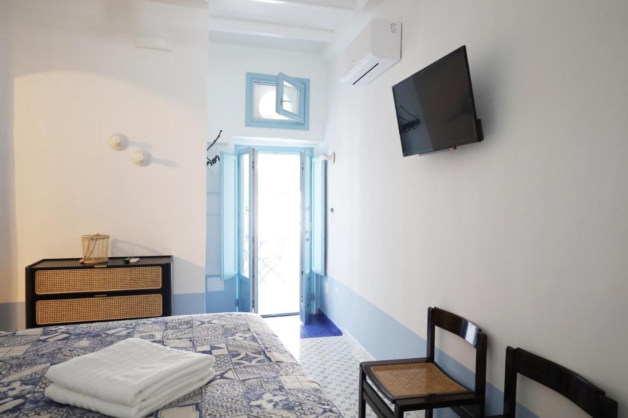 Art B&B Panarea Eksteriør billede