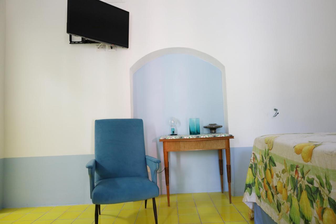 Art B&B Panarea Eksteriør billede