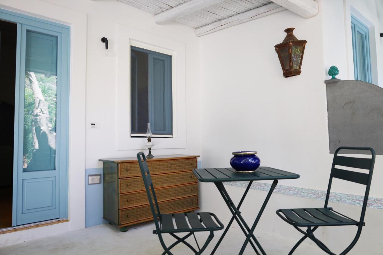 Art B&B Panarea Eksteriør billede